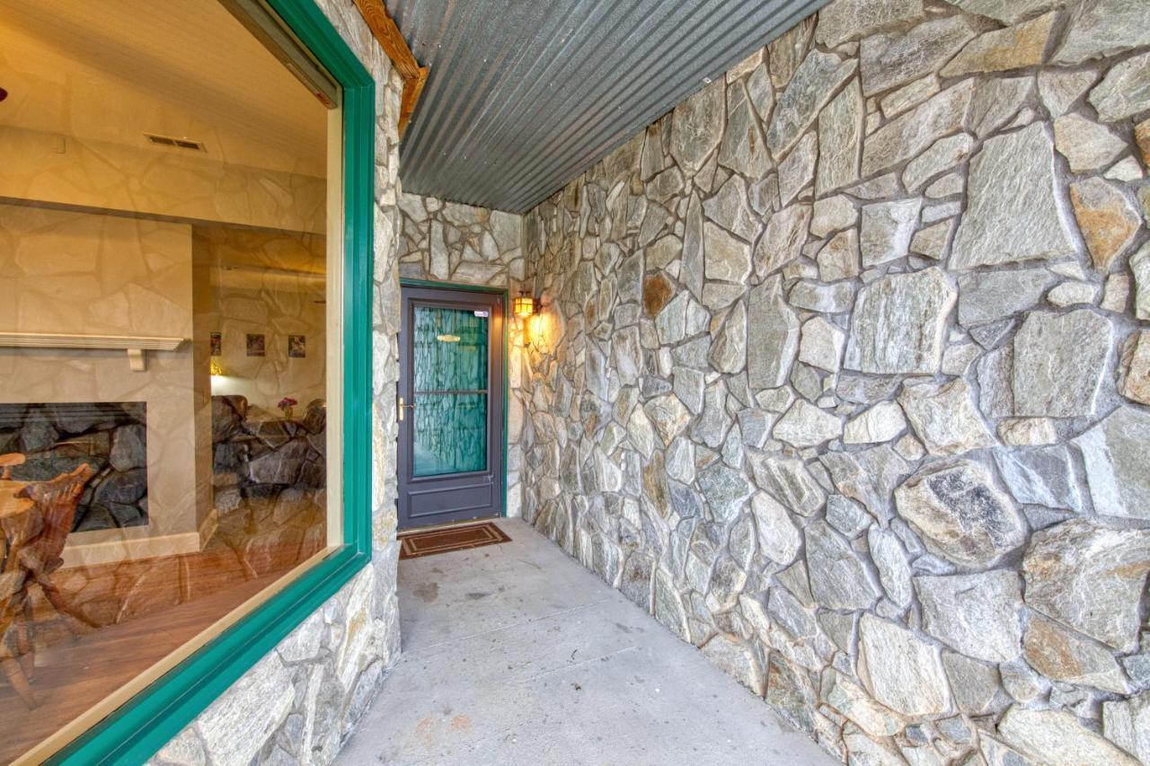 Samuel Court Cabin Lake Junaluska Экстерьер фото