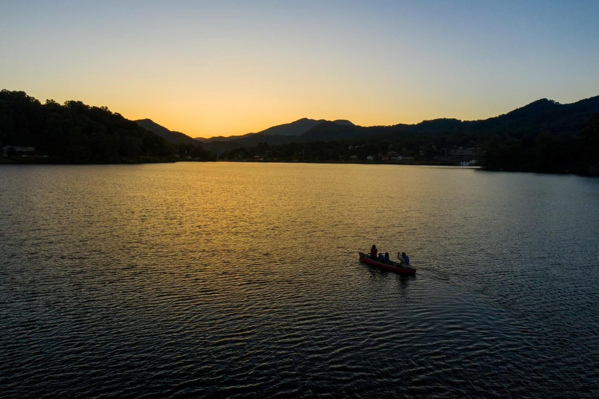Samuel Court Cabin Lake Junaluska Экстерьер фото